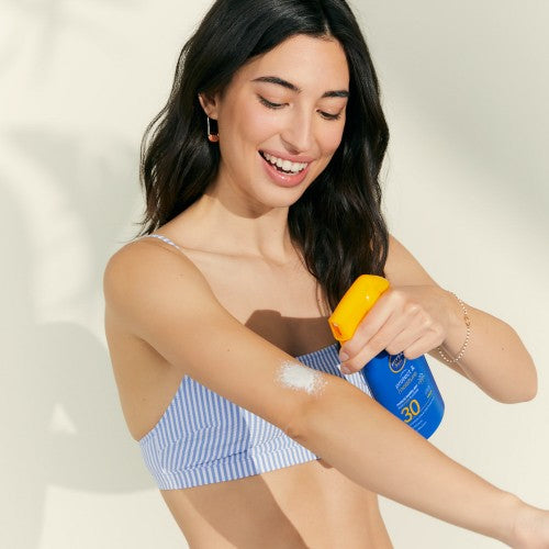 NIVEA SUN Protect & Moisture Lotion SPF30+ 270 ml